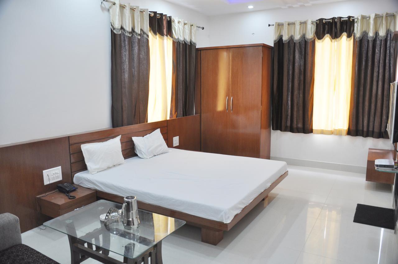 Hotel Rk Residency Satna 외부 사진